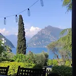 Riva - With Garden And Parking Apartamento