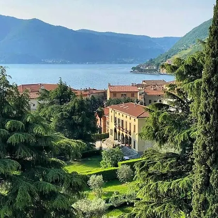 Riva - With Garden And Parking Apartment *