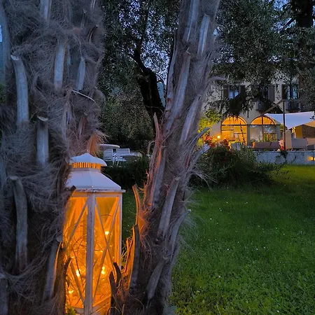 Riva - With Garden And Parking * Tavernola Bergamasca