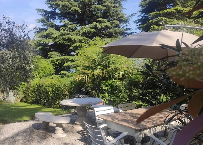 Riva - With Parking Tavernola Bergamasca